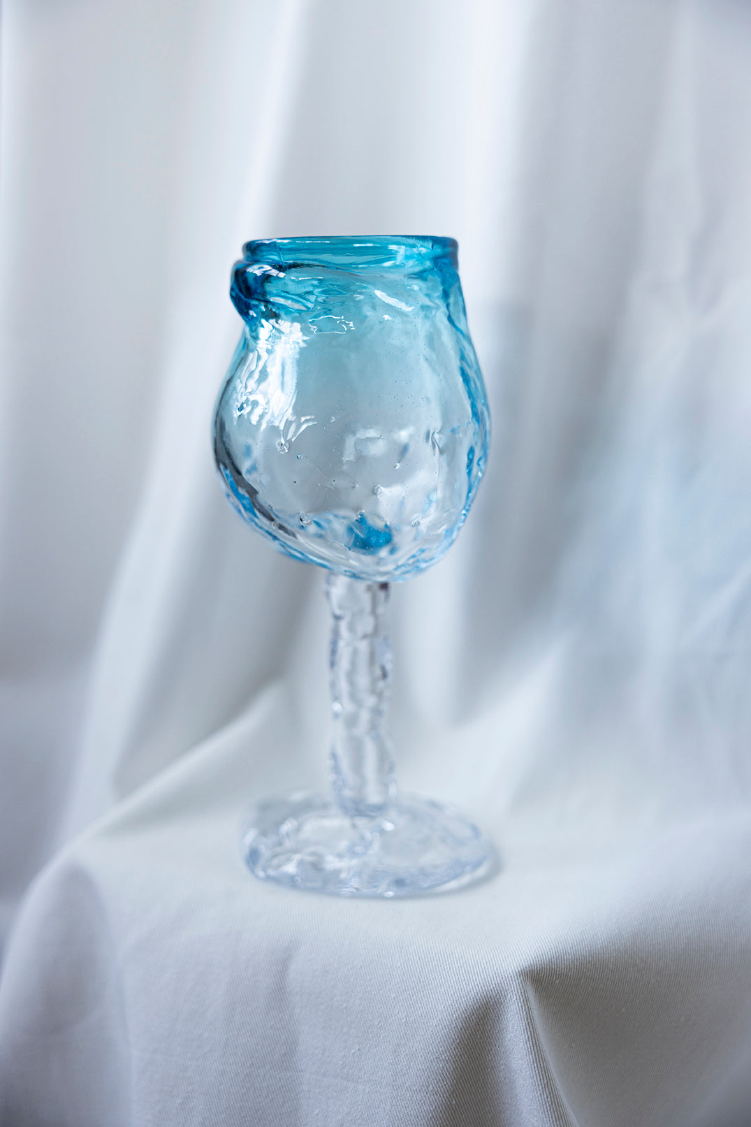 Goblet / turqoise - by Bernard Heesen