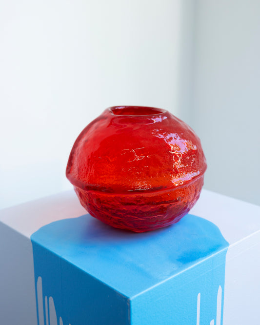 Round Vase / red / M