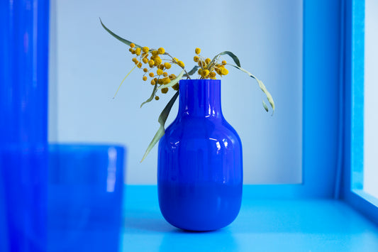 Thin vase / ultramarine