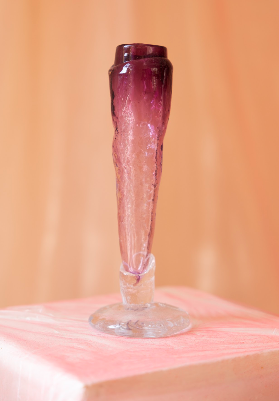 Champagne flute / purple