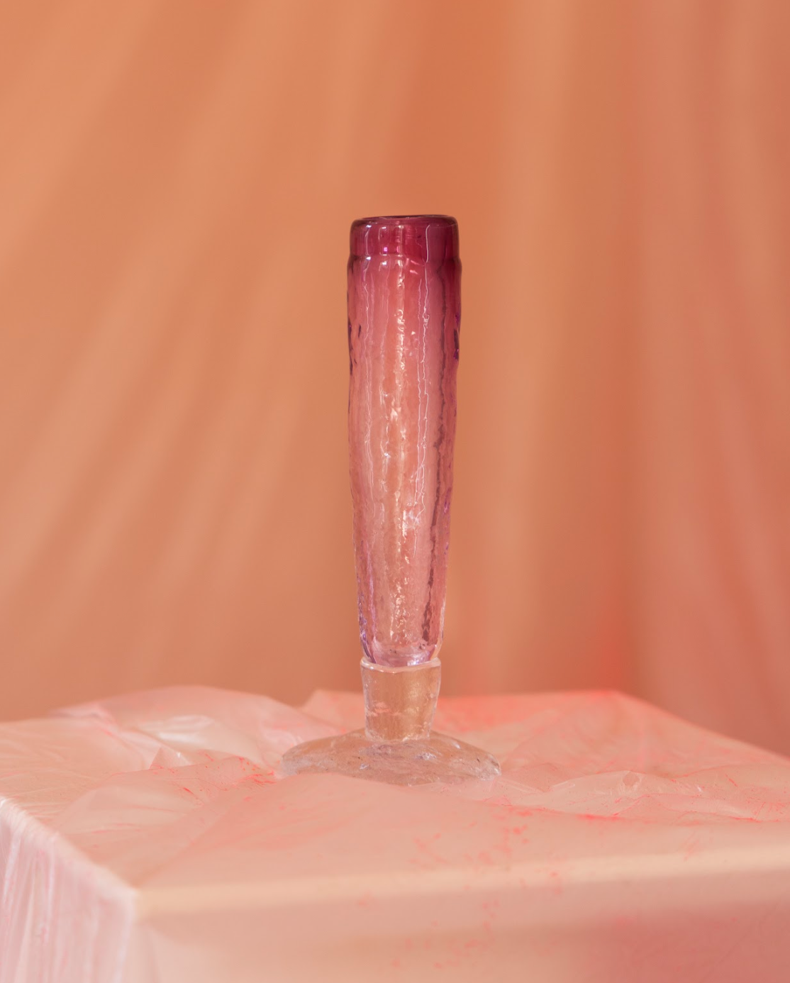 Champagne flute / light purple