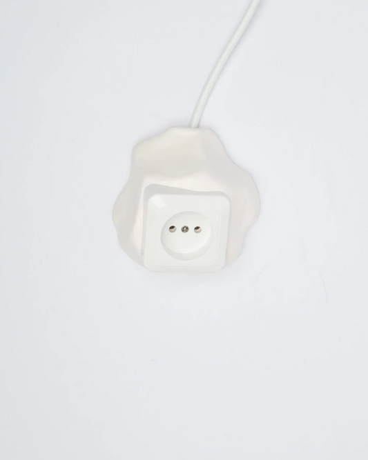 White plug, single, by Gert