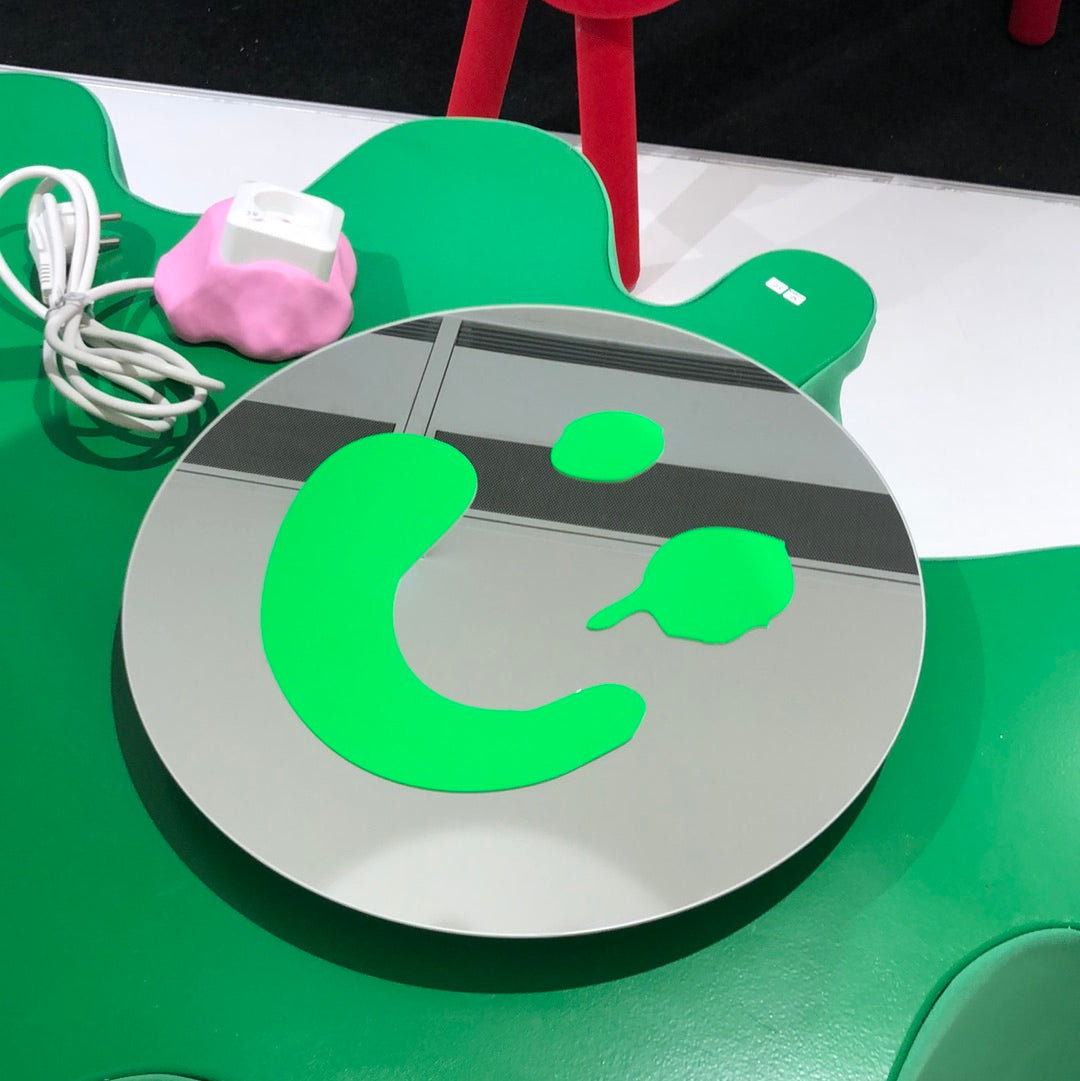 SMILEY MIRROR NEON GREEN