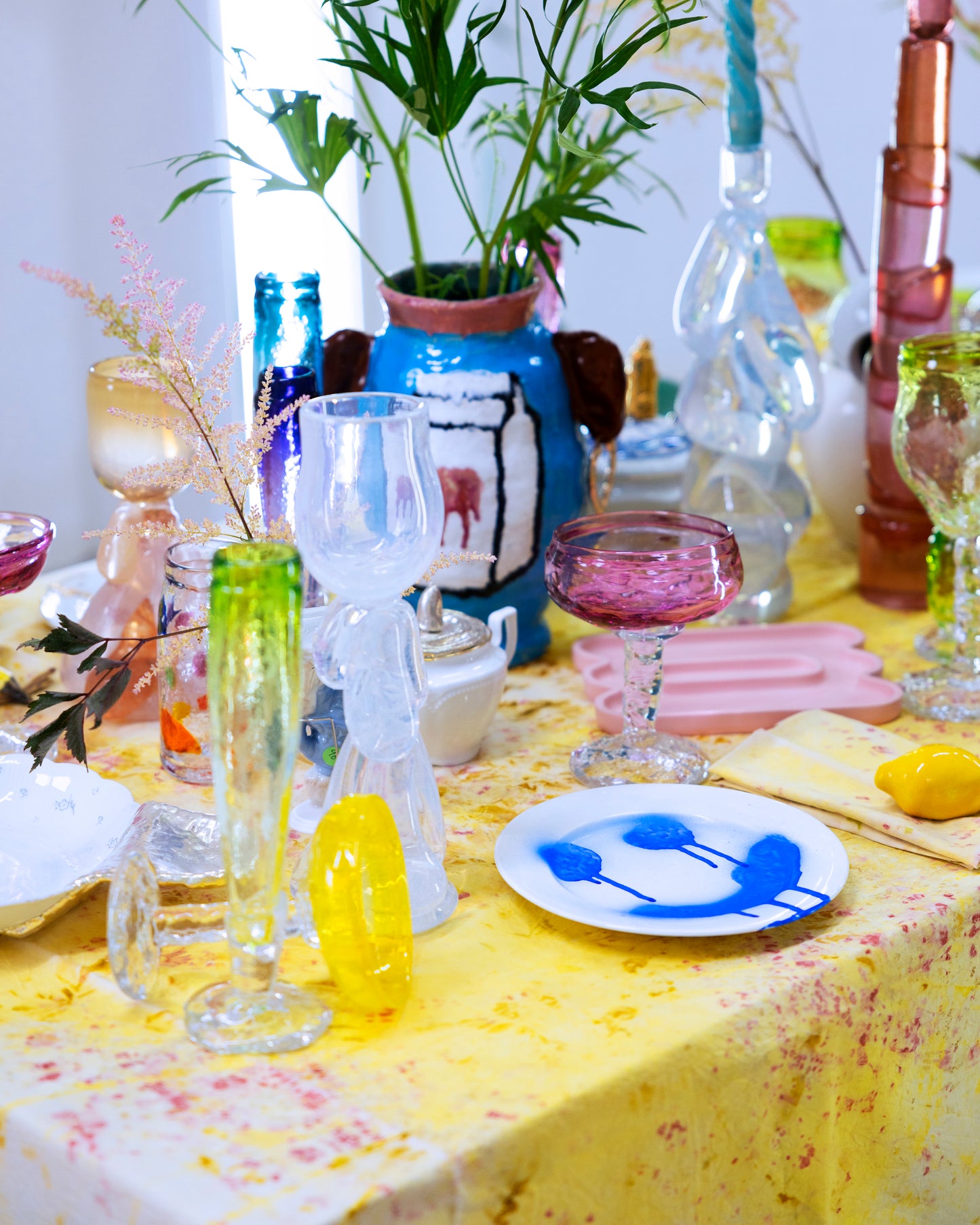 Flower dyed table cloth / yellow