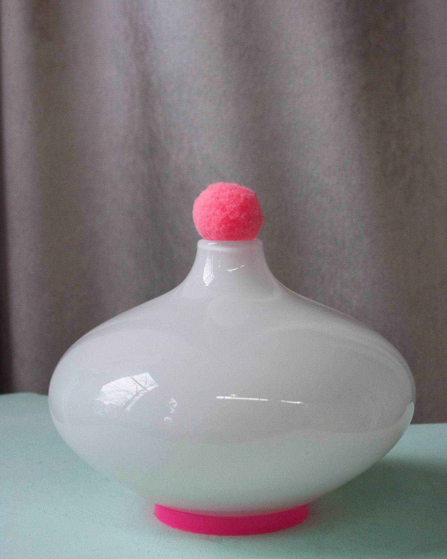 Glass art,design object / white&pink