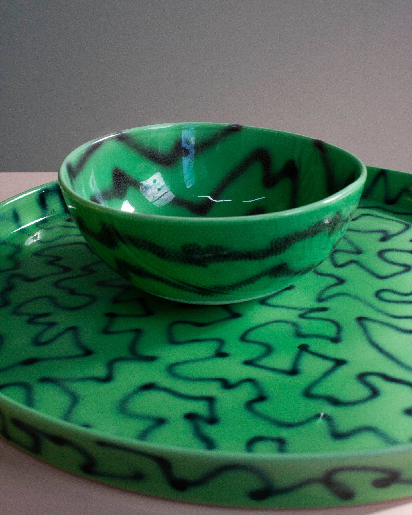 Small Bowl Gravity / Green