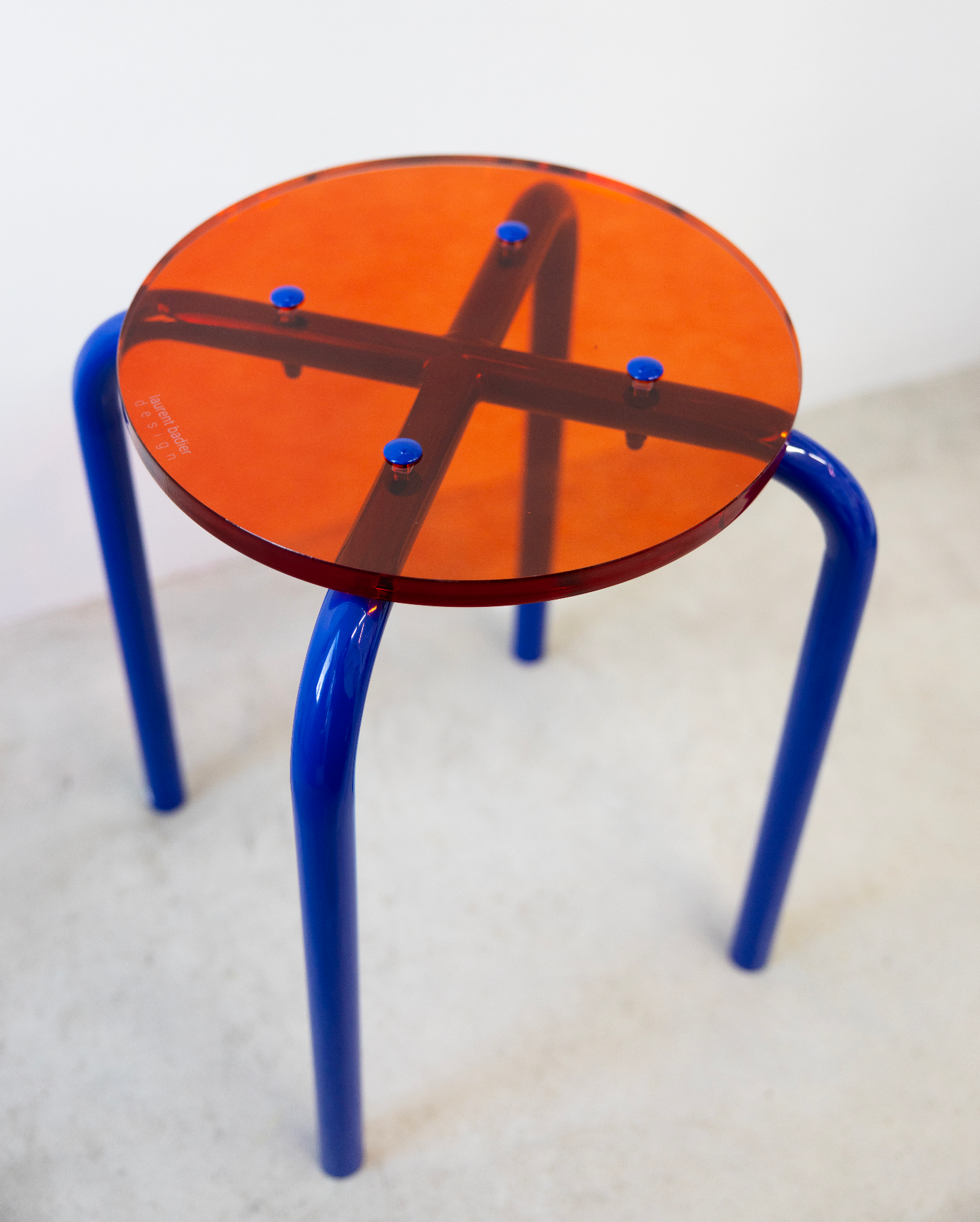 Le Pop stool - red and blue