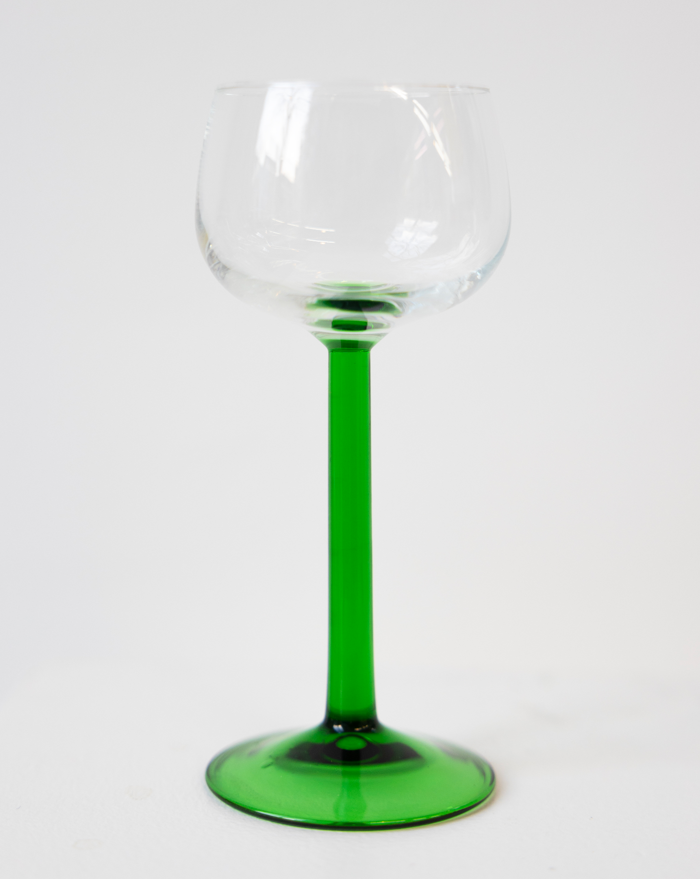 Vintage retro wineglasses - clear and green