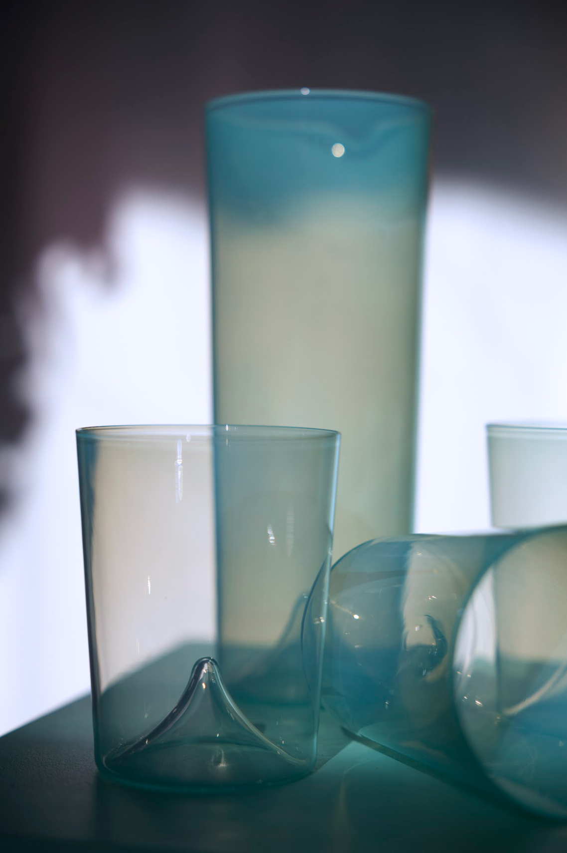 Thin drinking glasses / turquoise