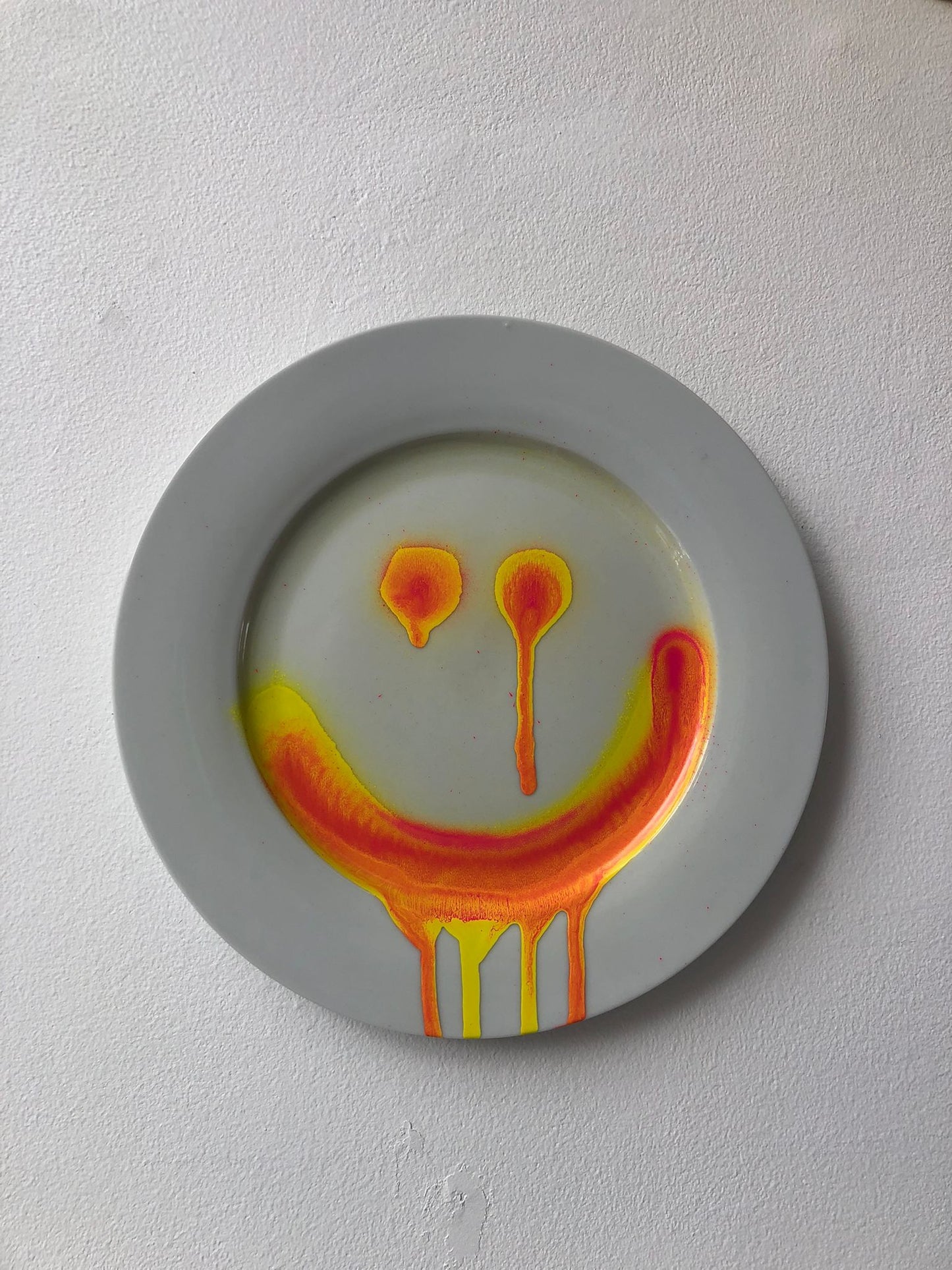 Multi Smiley plate / yellow- pink - orange :)