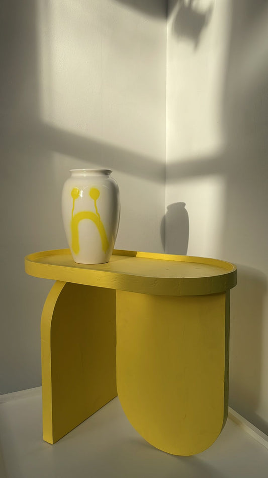 OUI sidetable / Yellow, by Milan